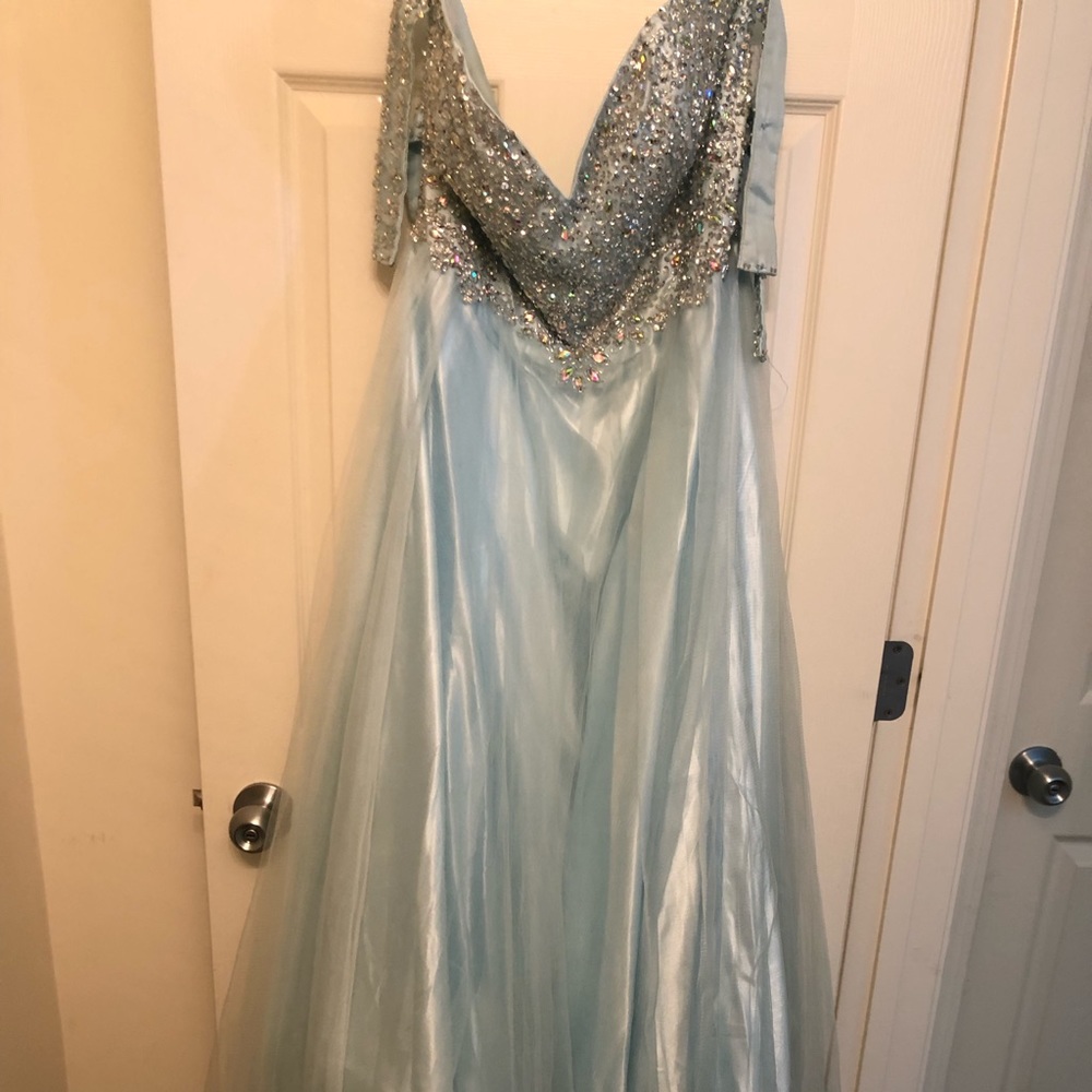 Dress size 14
